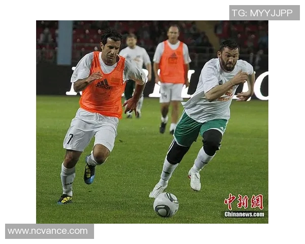 当今足坛巨星如何在公开场合评价彼此的球技与成就 当今足坛巨星如何在公开场合评价彼此的球技与成就